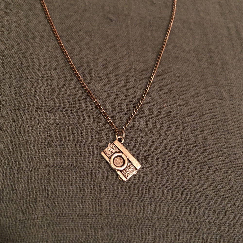 Silver Camera Pendant Necklace